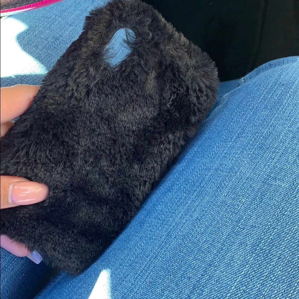Kendall & Kylie iPhone X fluffy case